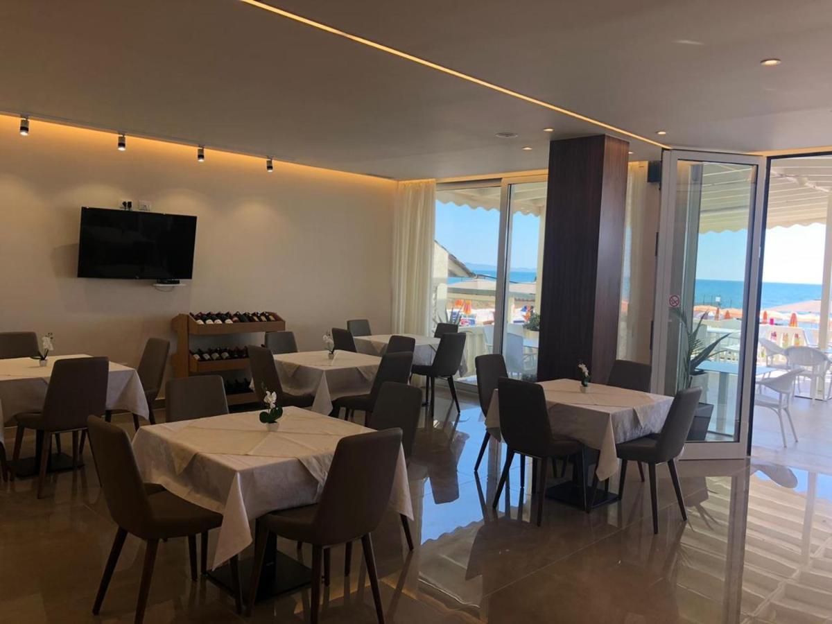 Hotel Maren Durrës Buitenkant foto