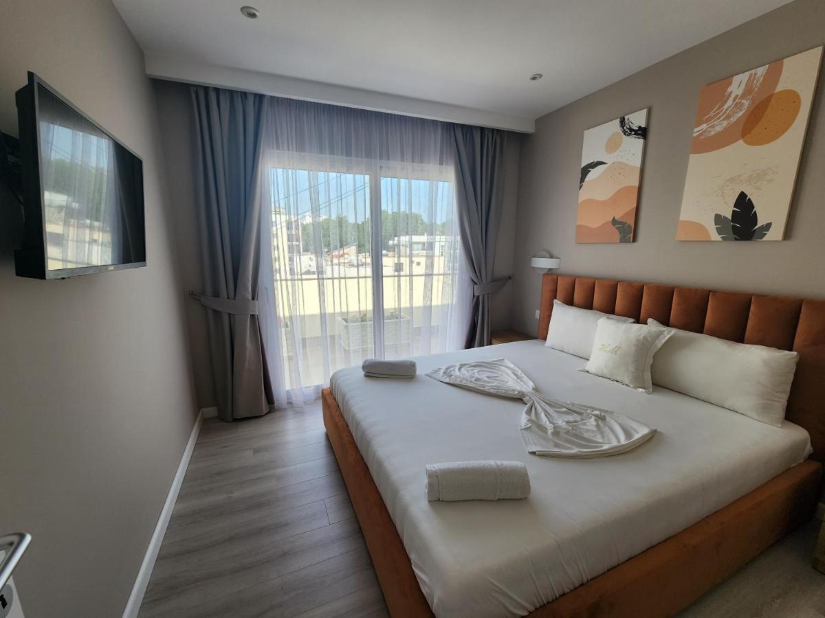 Hotel Maren Durrës Buitenkant foto